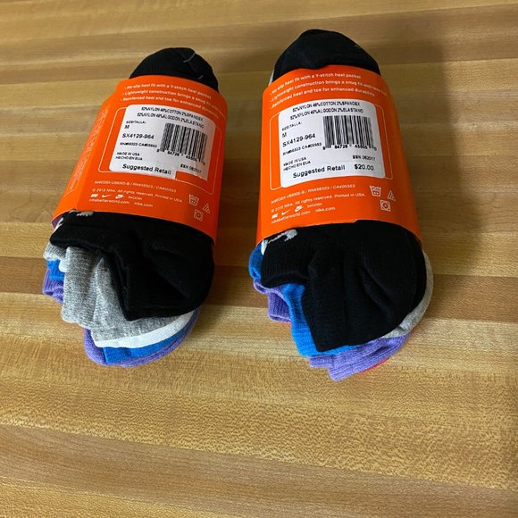 NWT Nike Women's Training Lightweight No-Show Sock - Picture 2 of 3